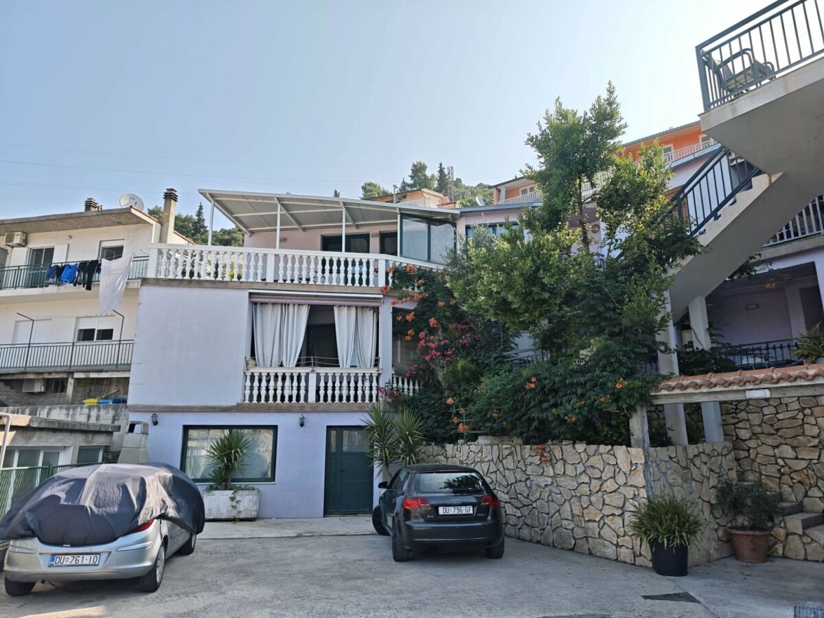 Apartment Apartment Centar - Three Bedroom Apartment - Outdoor photo 2