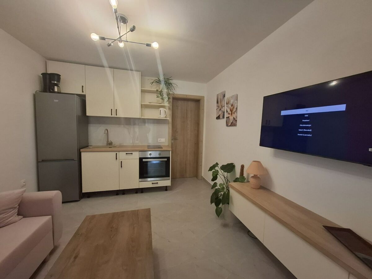 Apartment Apartment Jakić - One Bedroom Apartment with Garden View - Features photo 5