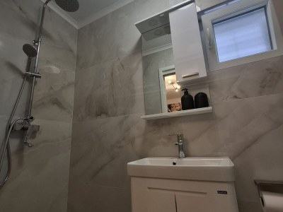 Apartment Apartment Jakić - One Bedroom Apartment with Garden View - Features photo 13