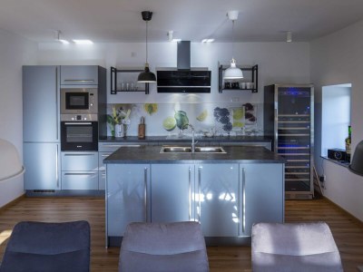 Villa Mountain View Villa with Sauna and Hot-Tub - Three Bedroom Villa with Sauna and Hot-Tub - Features photo 12