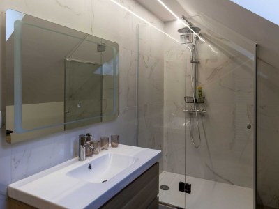 Villa Mountain View Villa with Sauna and Hot-Tub - Three Bedroom Villa with Sauna and Hot-Tub - Features photo 22