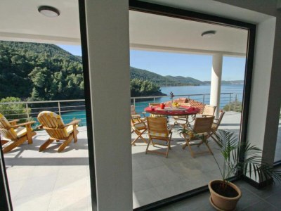 Villa Beachfront Luxury Villa with Private Pool and Stunning Sea Views - Outdoor photo 4
