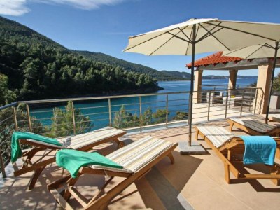 Villa Beachfront Luxury Villa with Private Pool and Stunning Sea Views - Outdoor photo 6