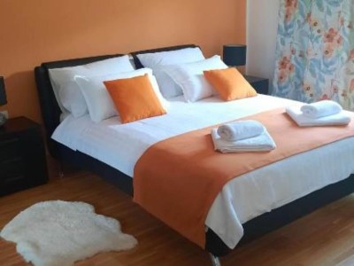 Villa Beachfront Luxury Villa with Private Pool and Stunning Sea Views - Features photo 27