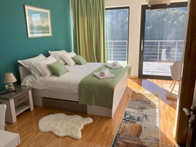 Villa Beachfront Luxury Villa with Private Pool and Stunning Sea Views - Features photo 34