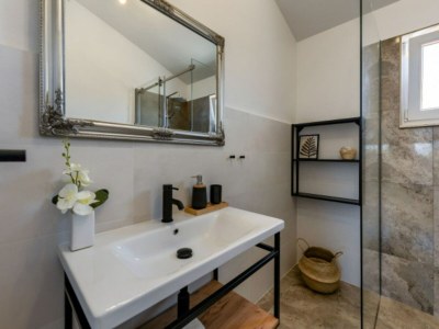 Villa Rustic Villa Perosa With Heated Pool - Features photo 20