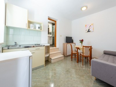 Apartment Apartments Lucija - One Bedroom Apartment with Terrace - Features photo 6