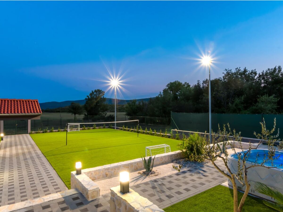 Villa Villa Branka - Villa Tomić Drniš - Siverić - Outdoor photo 4