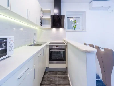 Apartment Apartments Lucija - Two Bedroom Apartment with Balcony and Sea View - Features photo 13