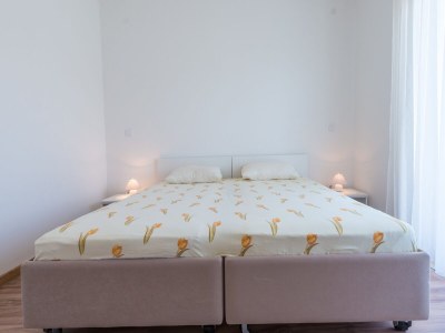 Apartment Apartments Lucija - Two Bedroom Apartment with Balcony and Sea View - Features photo 14