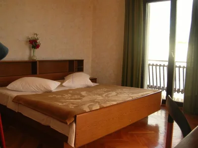 Apartment Apartment with Terrace and Sea View Brodarica - Two Bedroom Apartment with Sea View - Features photo 8