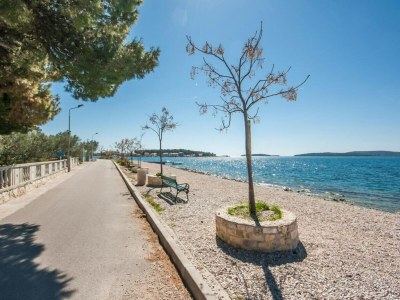 Apartment Apartment with Terrace and Sea View Brodarica - Two Bedroom Apartment with Sea View - Outdoor photo 12