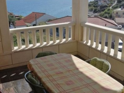 Apartment Apartments Milakovic-Kanica - Comfort One Bedroom Apartment with Sea View and Terrace in Trogir Area - Apartment