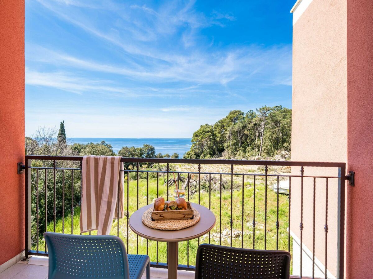 Apartment Apartments Villa Lukas - ''No.8'' One-Bedroom Apartment with Balcony and Sea View