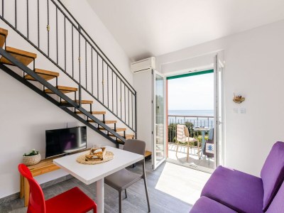 Apartment Apartments Villa Lukas - ''No.11'' Gallery Studio Apartment with Balcony and Sea View - Features photo 3