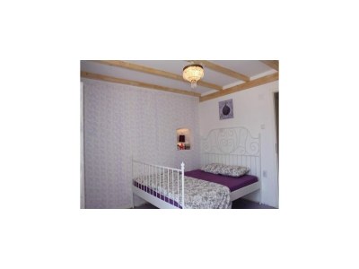 Apartment Guest House Gugily- Triple Room with Shared Bathroom and City View - Features photo 12
