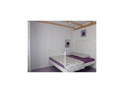 Apartment Guest House Gugily- Triple Room with Shared Bathroom and City View - Features photo 13