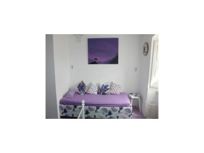 Apartment Guest House Gugily- Triple Room with Shared Bathroom and City View - Features photo 15