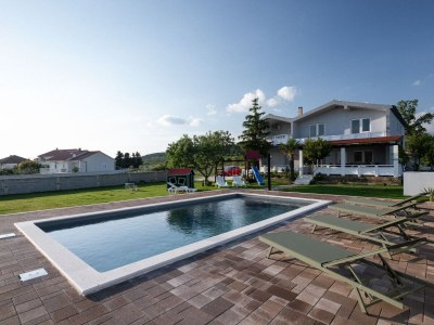 Holiday house House Rose with Garden and Pool - Three Bedroom House - Outdoor photo 25