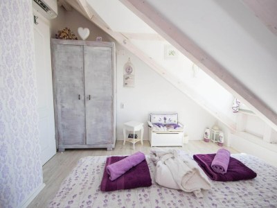 Apartment Guest House Gugily - Three Bedroom Apartment with City and Sea View - Features photo 13