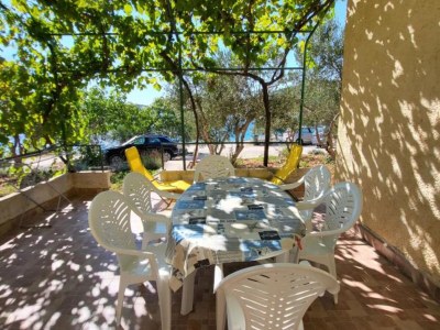 Apartment Apartments Radacic - Two Bedroom Apartment With Terrace And Sea View (A2) - Outdoor photo 2