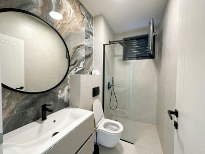 Apartment Three-Bedroom Penthouse with Infinity Pool (The Skyview Penthouse) - S4 - Features photo 14