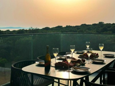 Apartment Three-Bedroom Penthouse with Infinity Pool (The Skyview Penthouse) - S4 - Outdoor photo 21