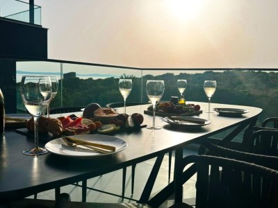 Apartment Three-Bedroom Penthouse with Infinity Pool (The Skyview Penthouse) - S4 - Outdoor photo 24