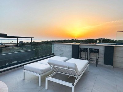 Apartment Three-Bedroom Penthouse with Infinity Pool (The Skyview Penthouse) - S4 - Outdoor photo 31