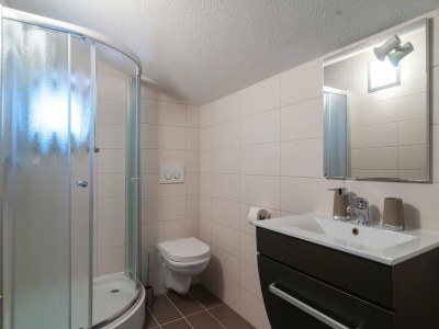 Holiday house Villa Homeland - Five-Bedroom Home - Features photo 9