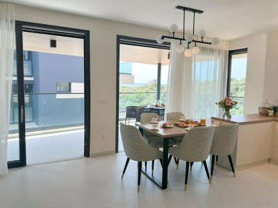 Apartment Three-Bedroom Penthouse (The Riviera Three) -S3 - Features photo 14