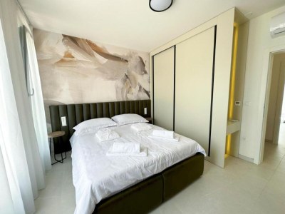 Apartment Three-Bedroom Penthouse (The Riviera Three) -S3 - Features photo 17