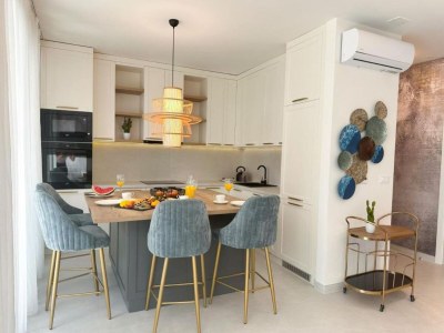 Apartment One-Bedroom Apartment With Terrace (The Sunset One) -S2 - Features photo 12