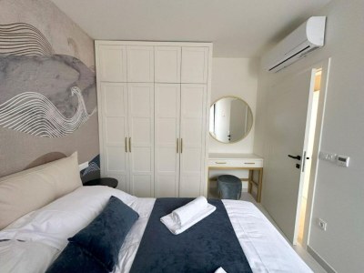 Apartment One-Bedroom Apartment With Terrace (The Sunset One) -S2 - Features photo 15