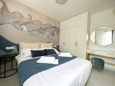 Apartment One-Bedroom Apartment With Terrace (The Sunset One) -S2 - Features photo 16