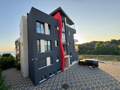 Apartment Two-Bedroom Apartment with private pool (The Bayfront One) -S5 in Kozino - Apartment