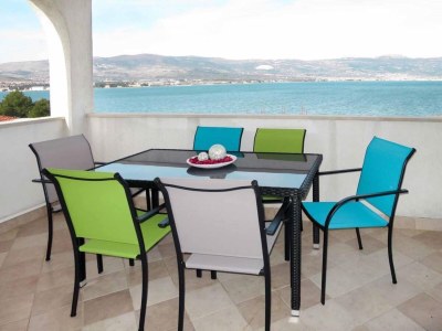 Apartment Two Bedroom Apartment in Trogir Area - Apartment