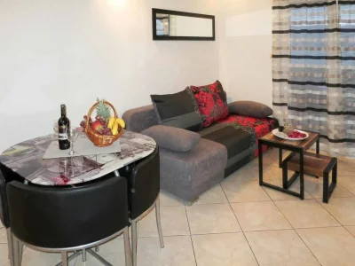 Apartment Standard One Bedroom Apartment - Features photo 3