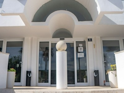 Apartment Hotel Issa - Twin Room Sea View - Outdoor photo 10