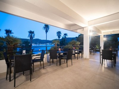 Apartment Hotel Issa - Twin Room Sea View - Outdoor photo 62