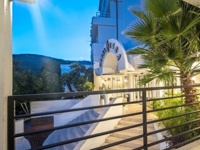 Apartment Hotel Issa - Double Room Sea View 1 - Outdoor photo 11