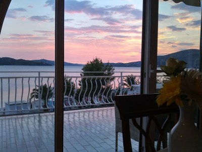 Apartment Three Bedroom Apartment with Sea View and Terrace - Outdoor photo 3