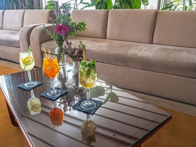 Apartment Hotel Issa - Triple Room Sea View - Features photo 2