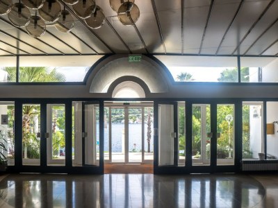 Apartment Hotel Issa - Quadruple Room Sea View - Outdoor photo 14