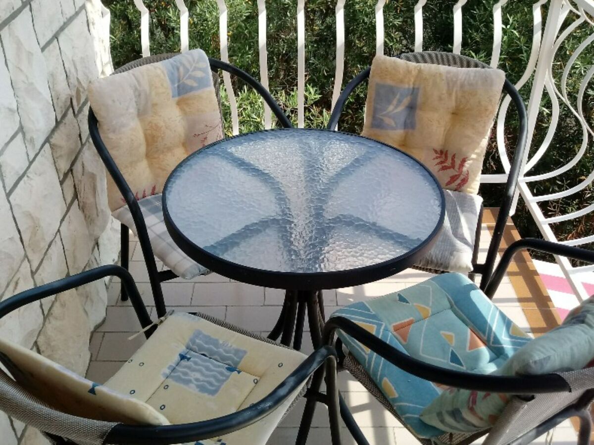 Apartment Double Room with Garden View and Balcony - Outdoor photo 5