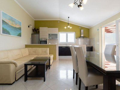 Villa Modern Villa with Pool - Features photo 8