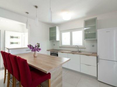 Villa Modern Villa with Pool - Features photo 19