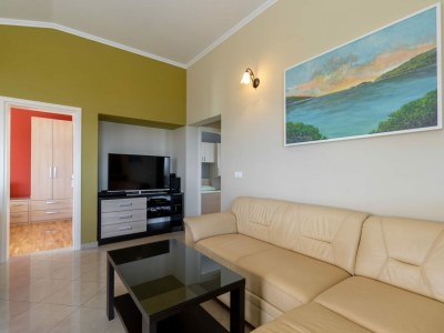 Villa Modern Villa with Pool - Features photo 23