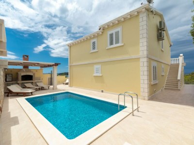 Villa Modern Villa with Pool - Outdoor photo 42