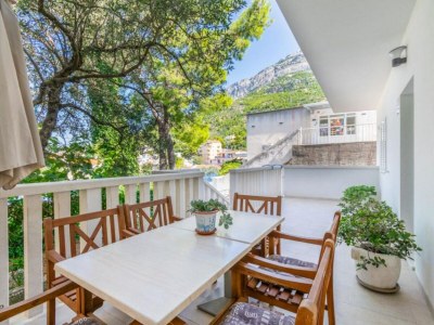 Apartment Three Bedroom Apartment with Terrace in Makarska Riviera - Apartment
